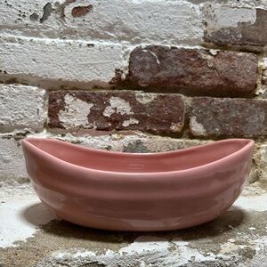 Vintage pink Abingdon USA curved pottery bowl.